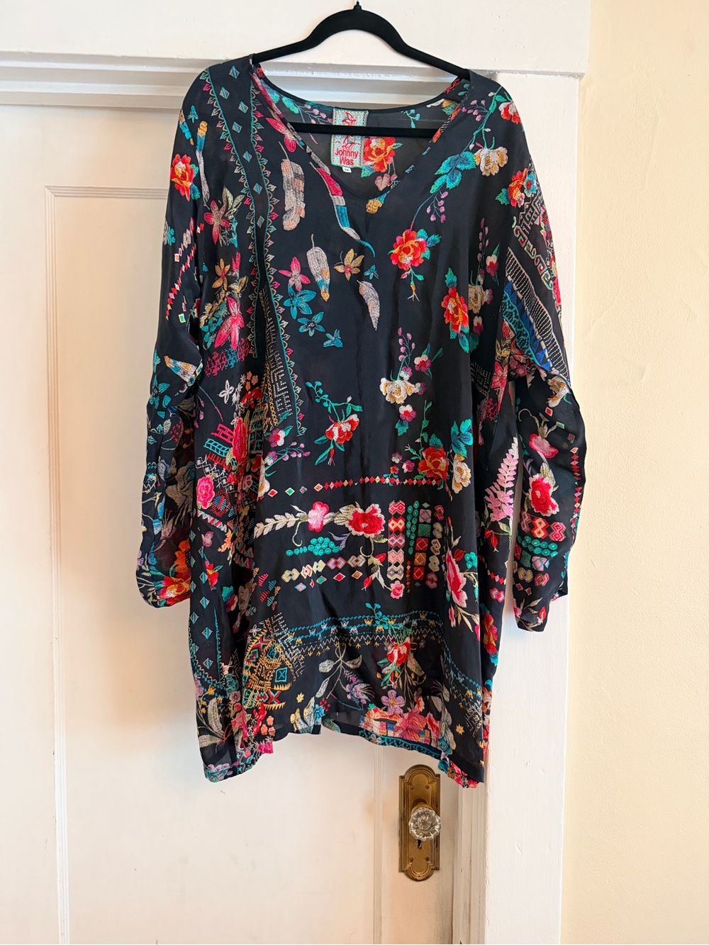 Johnny Was Black Multicolor Floral Print Semi-Sheer Tunic Top Size 1X